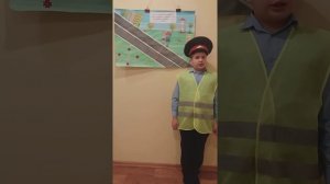 Как правильно переходить дорогу, если нет пешеходного перехода.