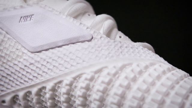 Schau dir den Nike React Vapor Nxt genauer an! смотреть онлайн