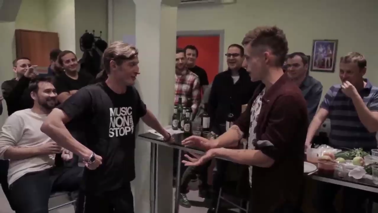 вДудь. Мартиросян и день рождения Горелого смотреть онлайн