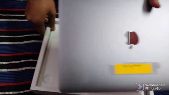 Macbook Pro Unboxing? смотреть онлайн