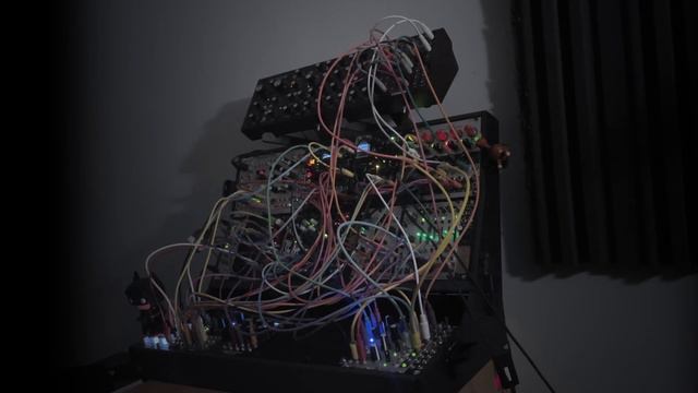 Time Stands Still // Ambient modular patch смотреть онлайн
