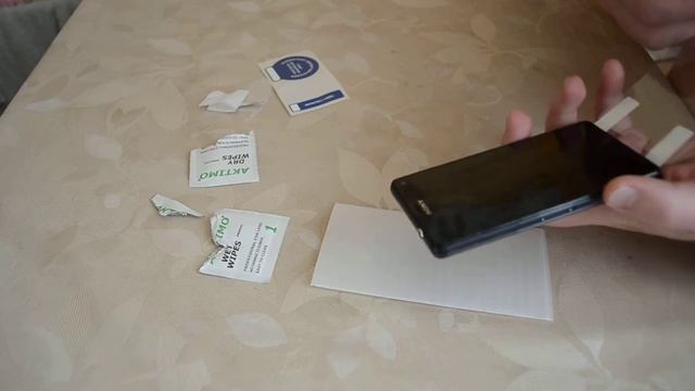 Как приклеить защитное стекло идеально без пылинок правильно дома самому смотреть онлайн