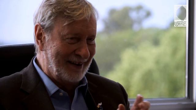 Gianni Vattimo disertó en Sociales смотреть онлайн