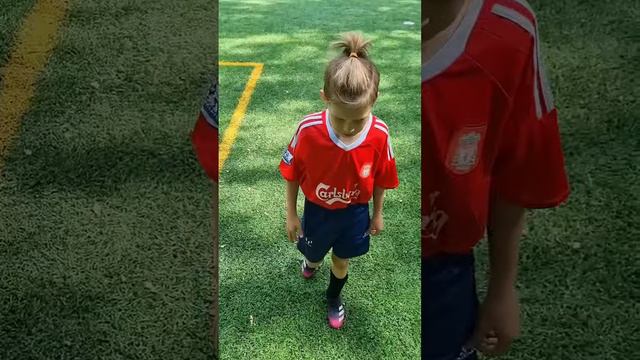 Выбор очевиден? #футбол #юмор #скетч #дети смотреть онлайн