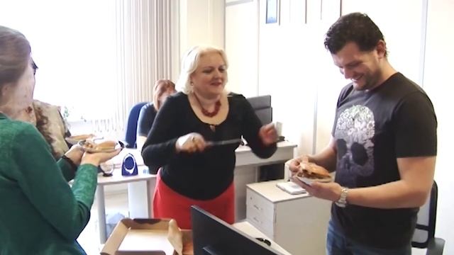 Готовим сочно - доставим срочно! смотреть онлайн