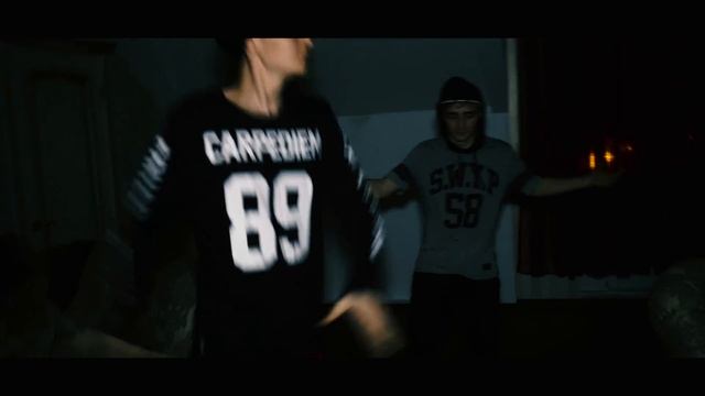 Вечеринка студентов в России | Party students in Russia *4K* смотреть онлайн