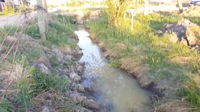 Дренаж фундамента с ливневой канализацией Отводим грунтовые вода от монолитного фундамента. СтройДо смотреть онлайн