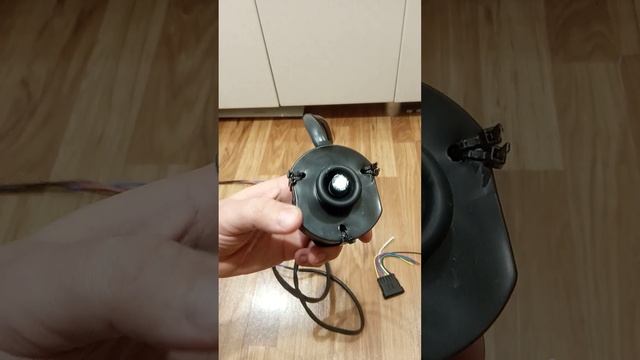 скрытая установка розетки фаркопа. съёмная розетка фаркопа. как убрать розетку от ударов и заливов смотреть онлайн