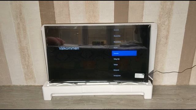 Распаковка телевизора Haier LE50K6700UG c 4K HDR на Android TV 9 | Первый взгляд | Первое включение смотреть онлайн