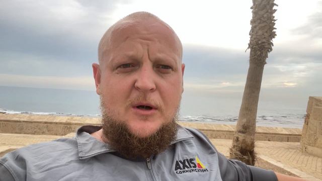 Он Сам решает куда приходить смотреть онлайн