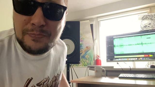 Jahmal TGK исполняет. Трек "Замечательный сосед" (Папа хип-хапа) смотреть онлайн