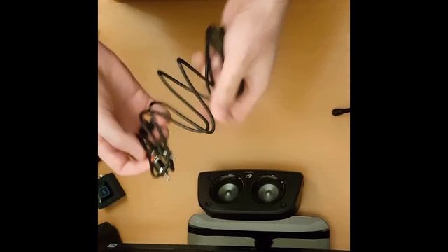 Logitech Bluetooth Audio Adapter Unboxing and Review смотреть онлайн