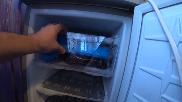 Как разморозить холодильник за 10-ть минут.Безопасный и эффективный смотреть онлайн