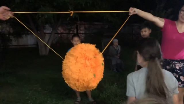 Новый ВАЙН Аминки СУ-ЛИ-ФА ? Пиньята на День рождения Адеки Персик ? и бонус ис детства ? смотреть онлайн