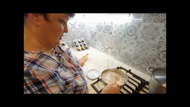Молочный сахар с орехами смотреть онлайн