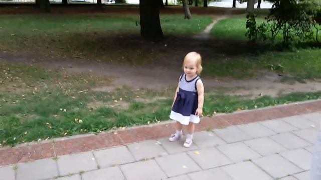 04.08.2016. Прогулка с котом. смотреть онлайн