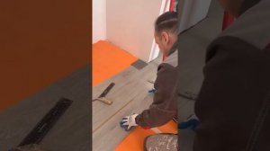 Укладка Каменно-полимерной плитки