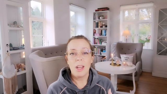 Vlog? Why do we get sick?? ❤️ Healing chat❤️ Oracle answers? смотреть онлайн