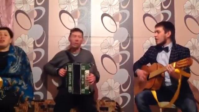 ГАРМОНЬ АЛЕКСАНДР ВЫЙМОВ ГИТАРА АНДРЕЙ РЕЗЕНОВ ПОЕТ ЗАМЕЧАТЕЛЬНОЕ ТРИО смотреть онлайн