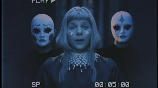 Cure For Me // AURORA (Chorus Loop) смотреть онлайн