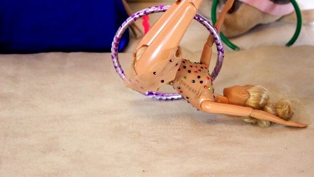Stop Motion . Барби гимнастка. смотреть онлайн