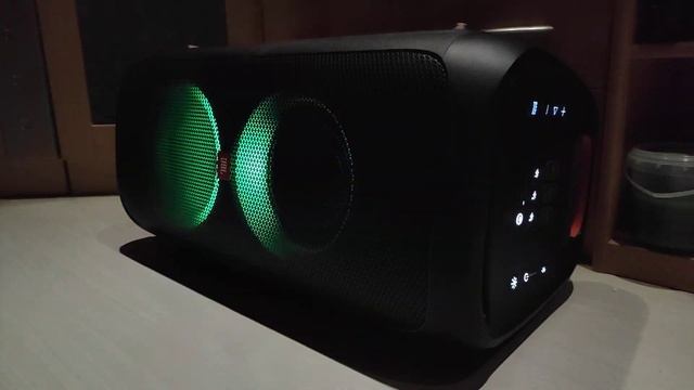 JBL PARTYBOX 310 - BASS TEST ON 100% VOLUME!!! смотреть онлайн