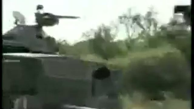Брошенная грузинская техника на шоссе Гори Тбилиси смотреть онлайн