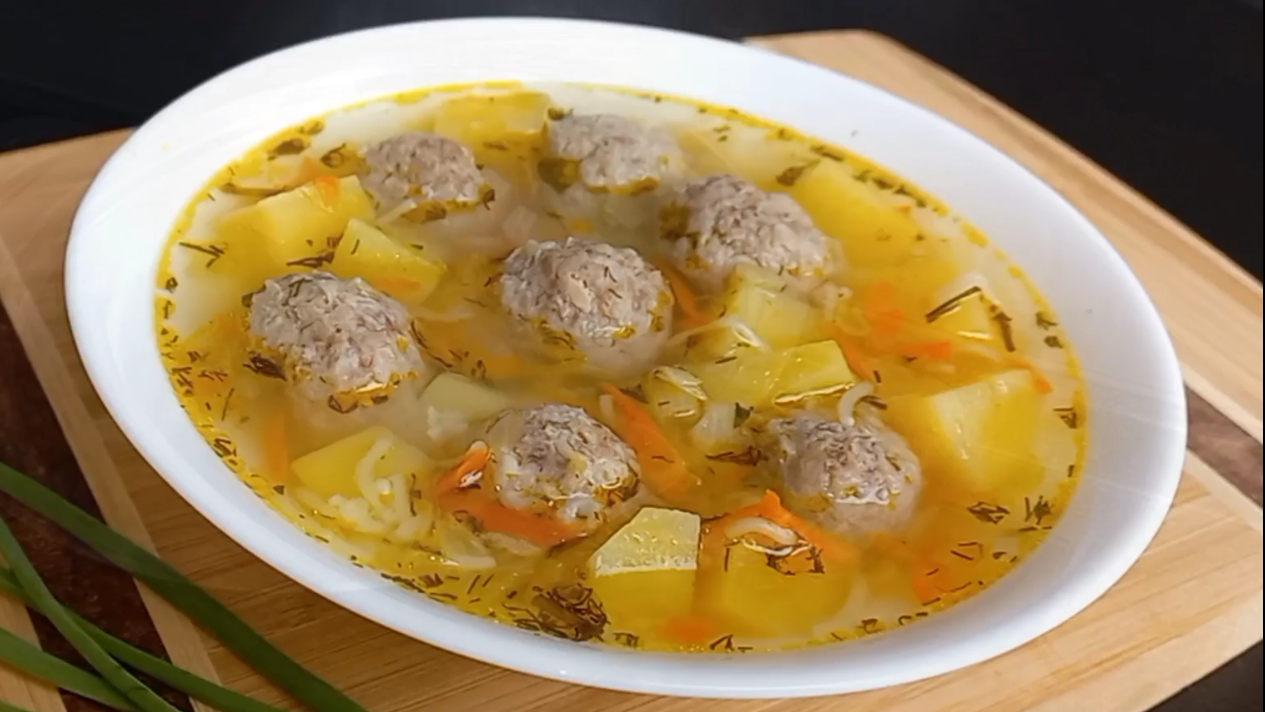 Этот суп частый гость на нашем столе СУП с ФРИКАДЕЛЬКАМИ и вермишелью - просто, быстро, вкусно! смотреть онлайн