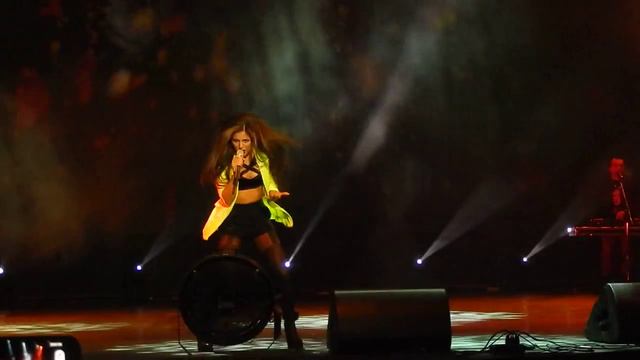 Нюша в Архангельске Ты слишком сильный 4.03.14 смотреть онлайн