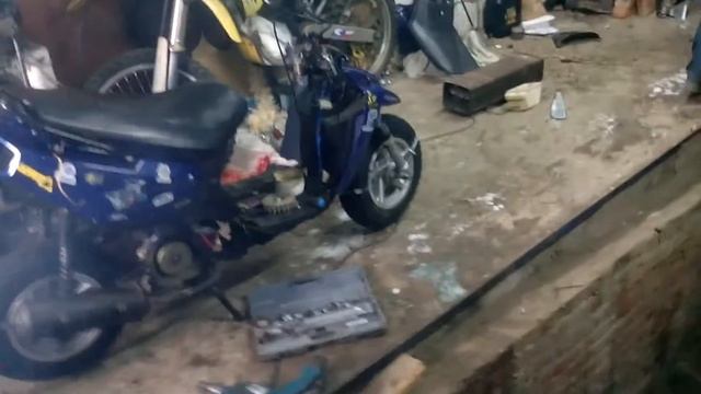 Как завести скутер после зимнего простоя смотреть онлайн