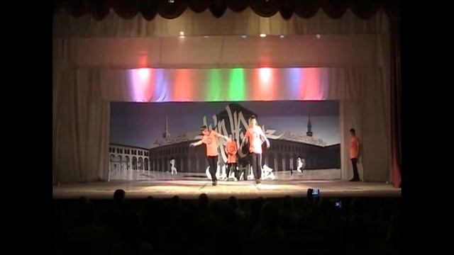 брейк-данс старшая группа смотреть онлайн