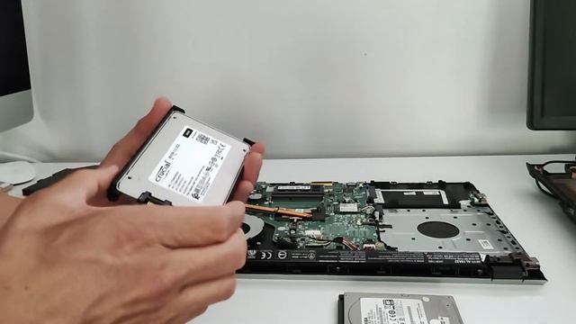 Como cambiar disco ssd a laptop acer v15 смотреть онлайн