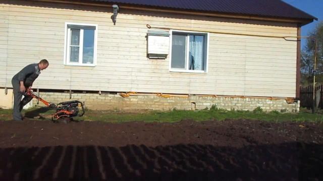 Культивирую мотоблоком "Патриот Урал". смотреть онлайн