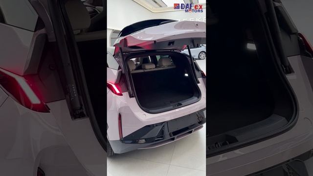 ZEEKR X смотреть онлайн