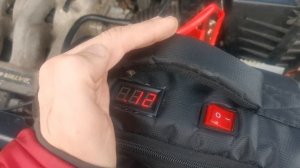 Конденсаторное пусковое устройство 12 вольт.