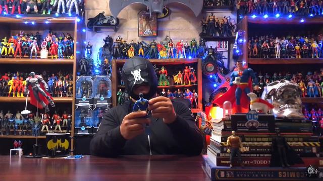 DC Multiverse Collection:Knightfall Nightwing смотреть онлайн