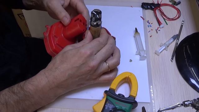 Устраняем срабатывание защиты на плате контроллера заряда CF-4S30A-A смотреть онлайн