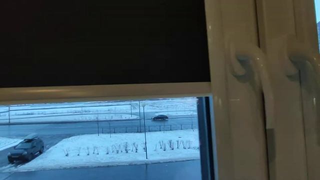 Рулонные шторы на кухню, с тканью коллекции Омега, цвет мокрый асфальт графит  от компании SVIL