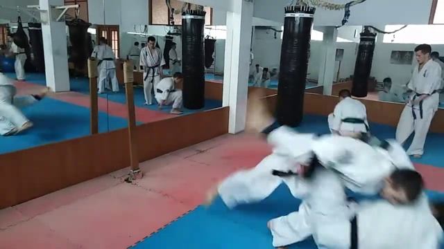 Тренування збірної команди клубу смотреть онлайн
