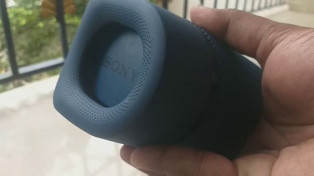 Sony SRS-XB33 portable bluetooth speaker | XB33 unboxing review India | Sound test with popular son смотреть онлайн