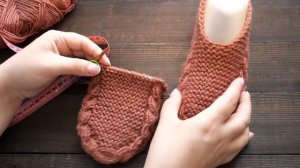 Новый способ вязания бесшовных следков спицами ♚ New seamless slippers knitting tutorial