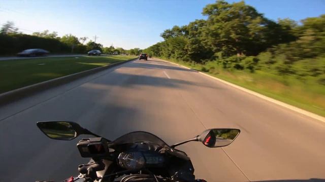 My One Month Tire Experience on the Yahama R3 - Michelin Pilot Street Radial Review смотреть онлайн