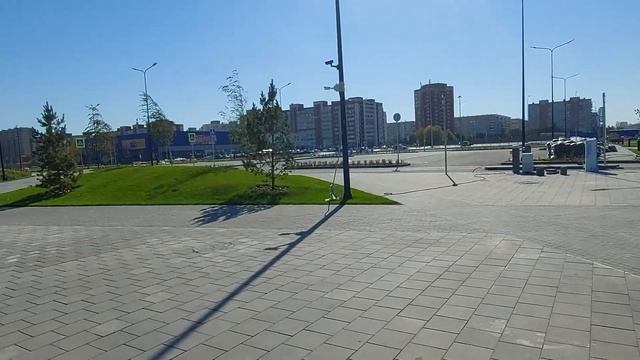 Новая Ледовая Арена. Омск. Западная Сибирь. Очень жаркая погода.21 сентября 2022г. смотреть онлайн