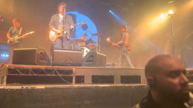 Headfirst Slide Into Cooperstown On A Bad Bet (Fall Out Boy @ Heaven, London 16/03/23) смотреть онлайн