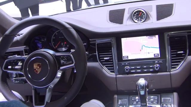 Porsche Macan Turbo Performance Package (2018) Exterior and Interior смотреть онлайн