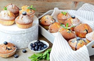 ПЫШНЫЕ КЕКСЫ НА КЕФИРЕ.НЕЖНЫЕ И АРОМАТНЫЕ.Простой рецепт.