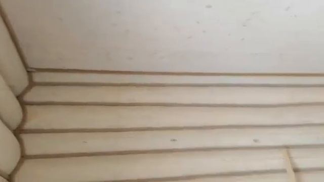Отделка сруба дома 6х6 (2 часть) в чашу с ломаной крышей с окнами и дверями смотреть онлайн