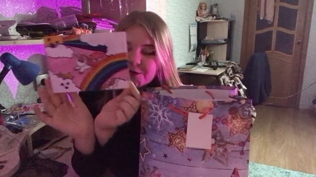 ЧТО Я ПОДАРИЛА ЛУЧШЕЙ ПОДРУГЕ НА НОВЫЙ ГОД, бюджетный подарок на 1000 р + распаковка с SHEIN смотреть онлайн