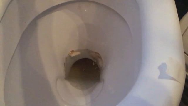 Как почистить унитаз от извести и камня . смотреть онлайн