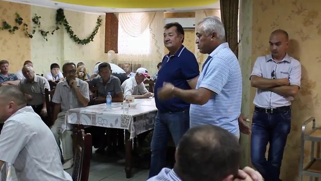 Раиль Сарбаев и Народный артист РБ Расуль Карабулатов на встрече с избирателями Кугарчинского район смотреть онлайн